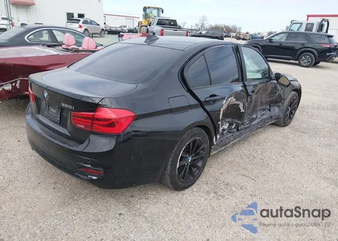 2018 BMW 320I z USA, uszkodzony, nr VIN WBA8E1G55JNU90433